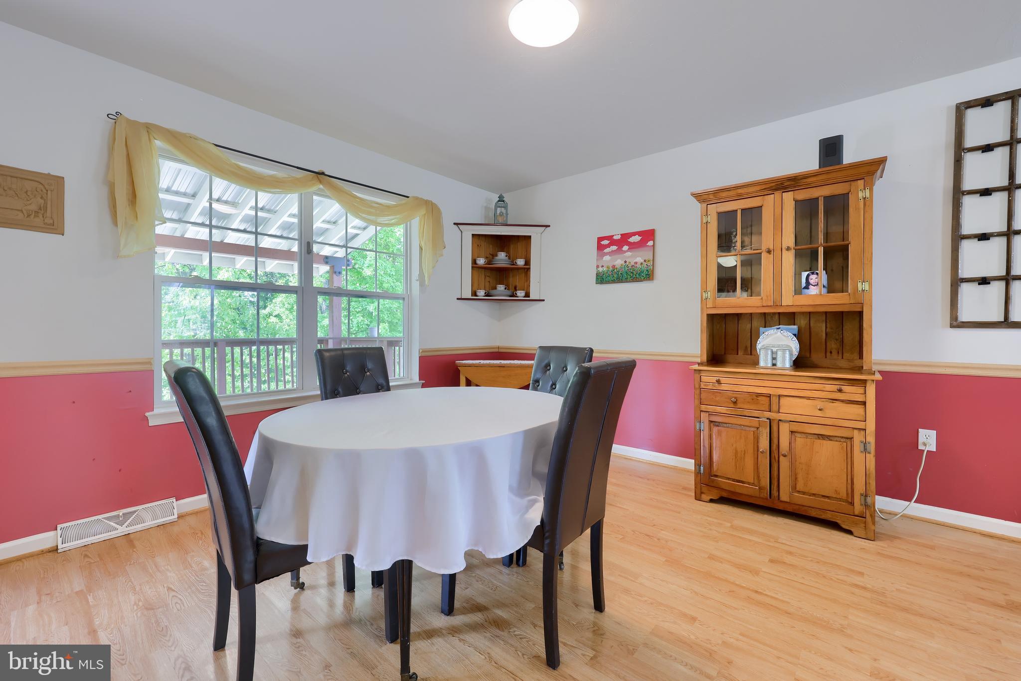 1826 Pin Oak Drive Spring Grove, PA 17362 - Photo 8 of 36 Gallery Image 8