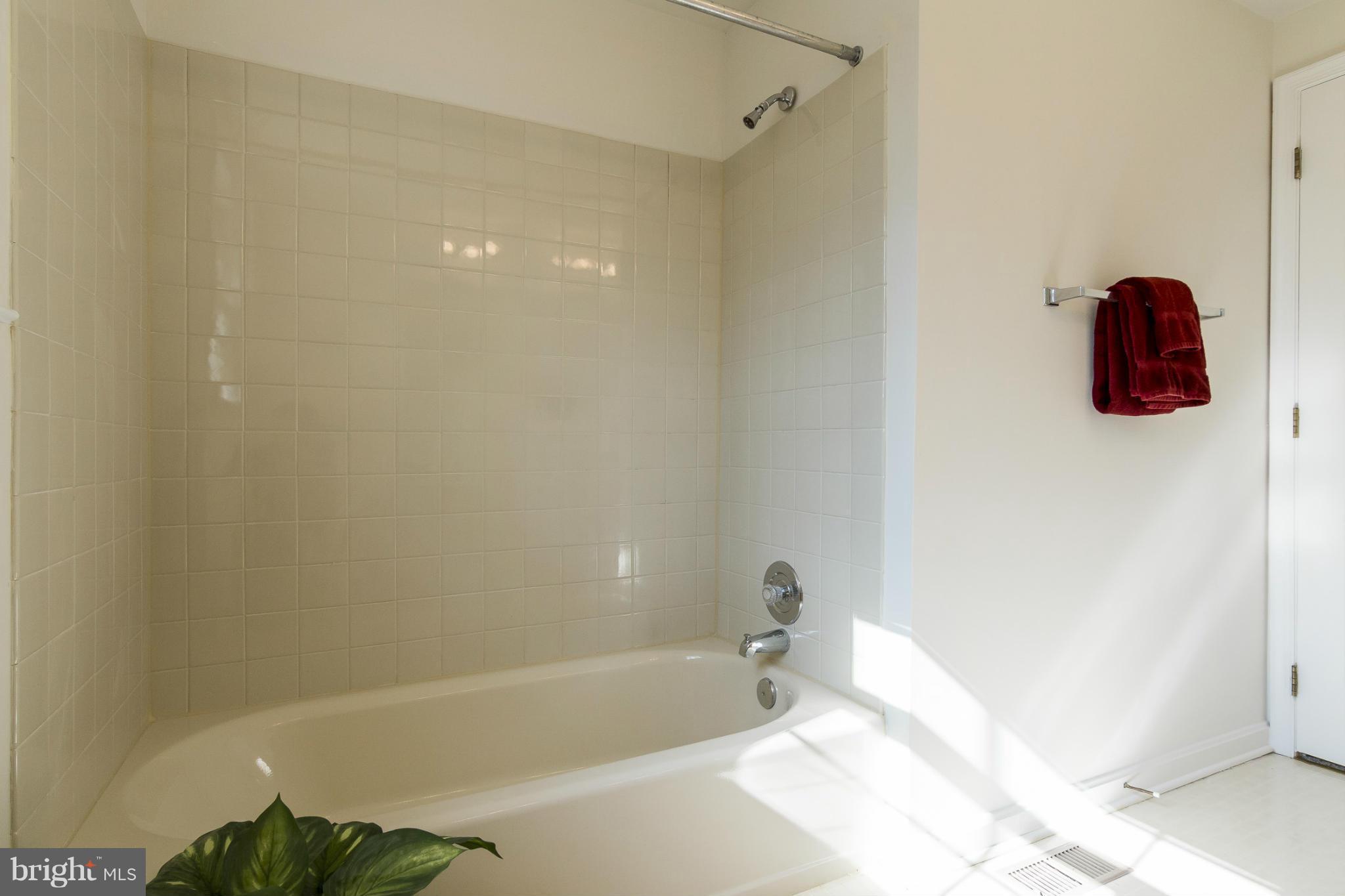 421 Twin Arch Road Mount Airy, MD 21771 - Photo 30 of 30 Bath