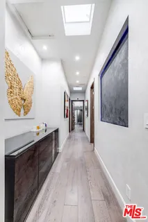 $2,499,000 | 3430 Wrightwood Drive, Studio City, CA 91604