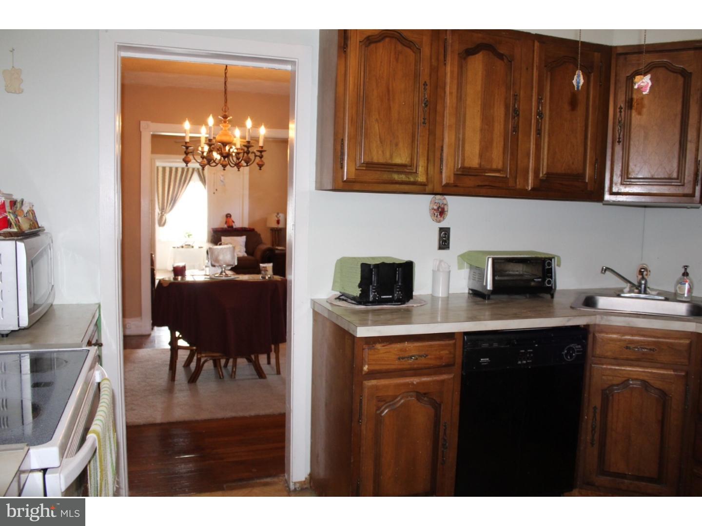 16 North State Road Upper Darby, PA 19082 - Photo 9 of 25 Kitchen