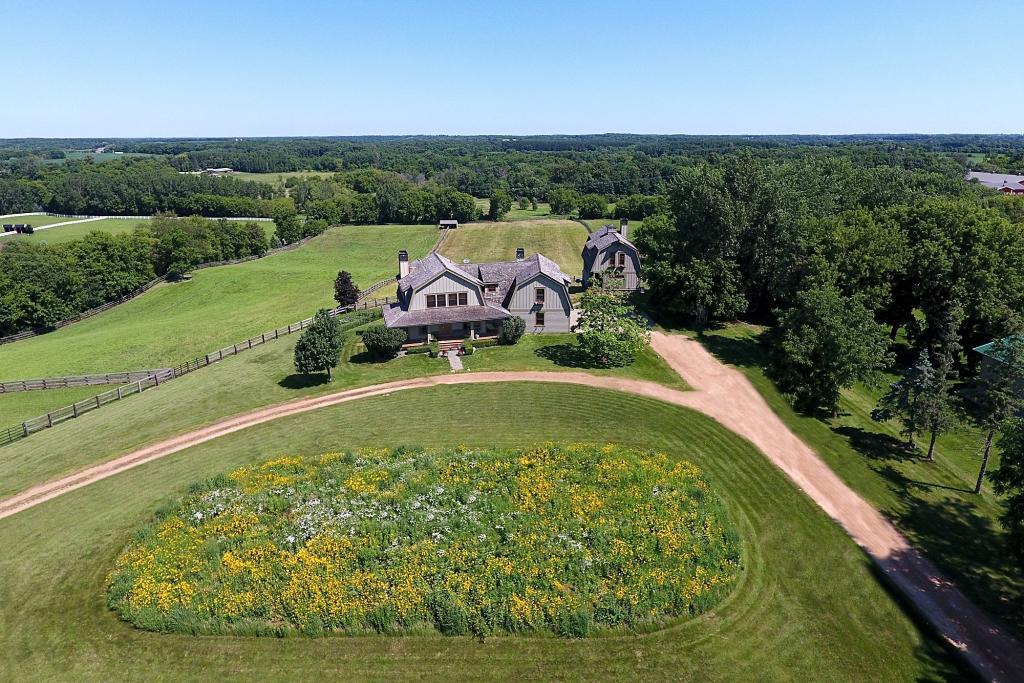 7376 Turner Road Independence, MN 55359 - Photo 2 of 31