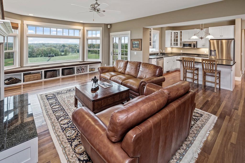 7376 Turner Road Independence, MN 55359 - Photo 4 of 31