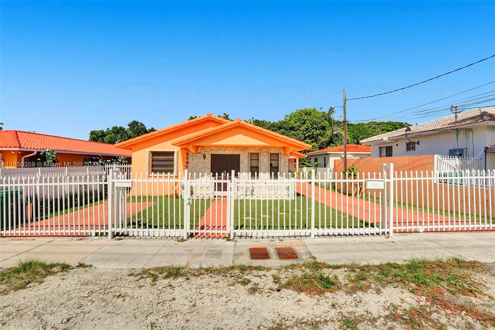 2787 Southwest 32nd Court, Unit A Miami, FL 33133 - Photo 2 of 39