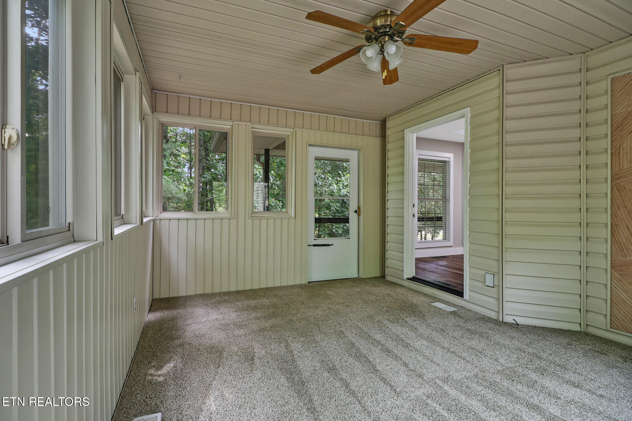 102 Rotherham Drive Crossville, TN 38558 - Photo 35 of 55 ALL SEASON ROOM