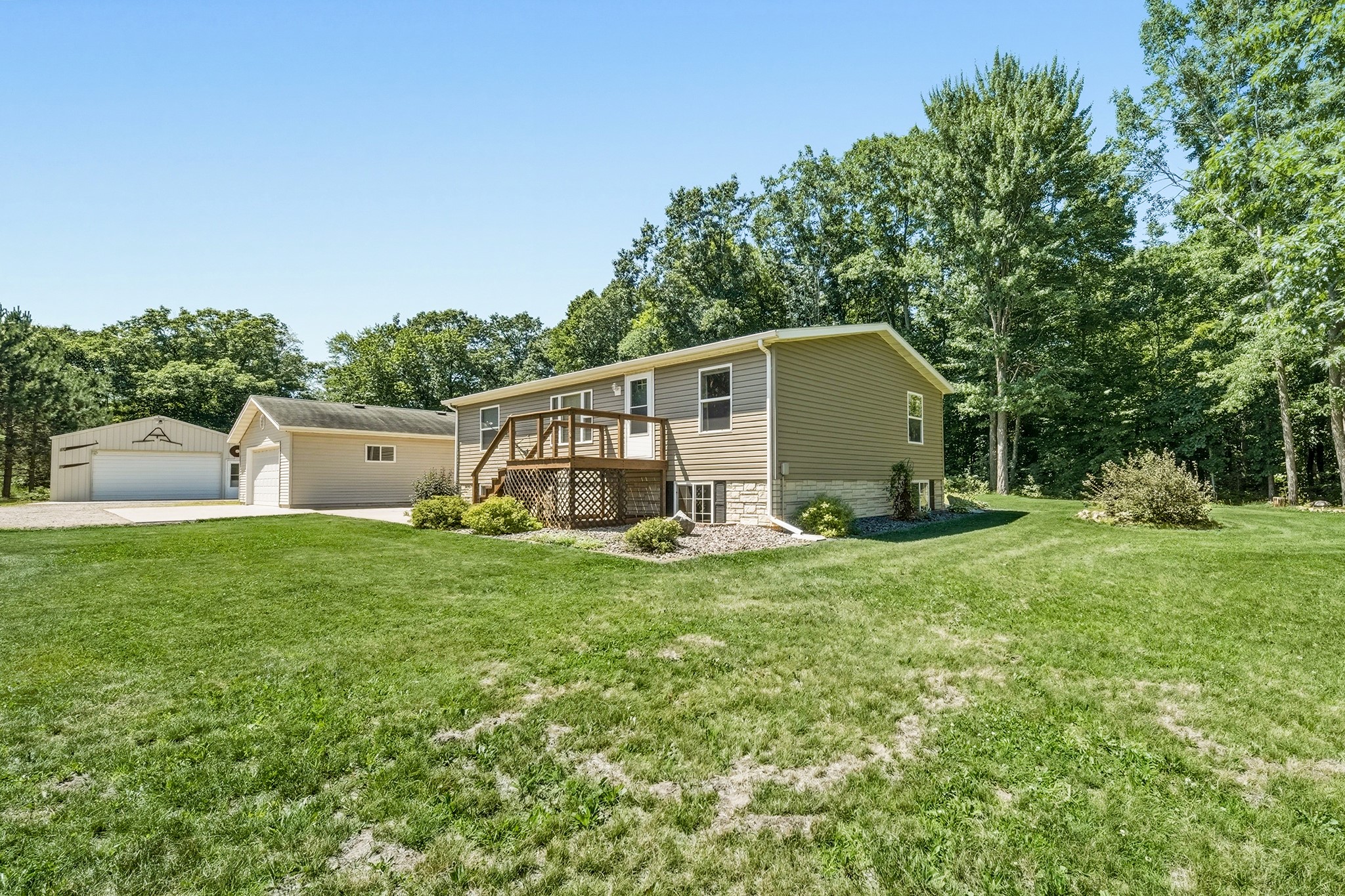 W11680 Jenness Road Bruce, WI 54819 - Photo 3 of 51