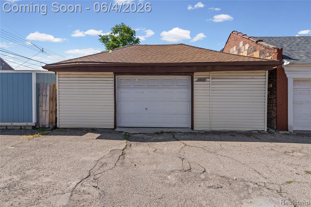 1928 Yemans Street Hamtramck, MI 48212 - Photo 22 of 26