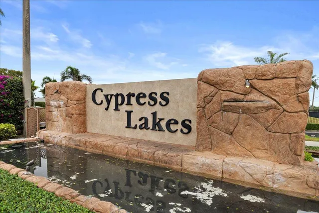 $2,500 | 3852 Wendy Anne Circle, West Palm Beach, FL 33417