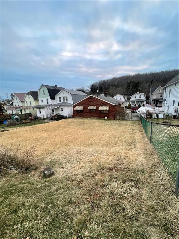 417 North 6th Avenue Butler, PA 16001 - Photo 4 of 25 a view of a lake with multiple houses