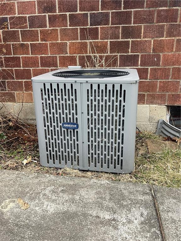 417 North 6th Avenue Butler, PA 16001 - Photo 5 of 25 a view of a door with a door