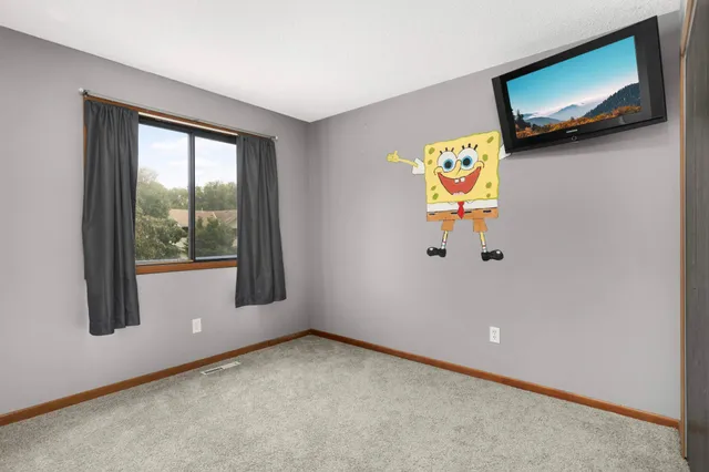 $154,000 | 2536 Brookdale Lane, Brooklyn Park, MN 55444