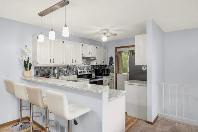 $154,000 | 2536 Brookdale Lane, Brooklyn Park, MN 55444