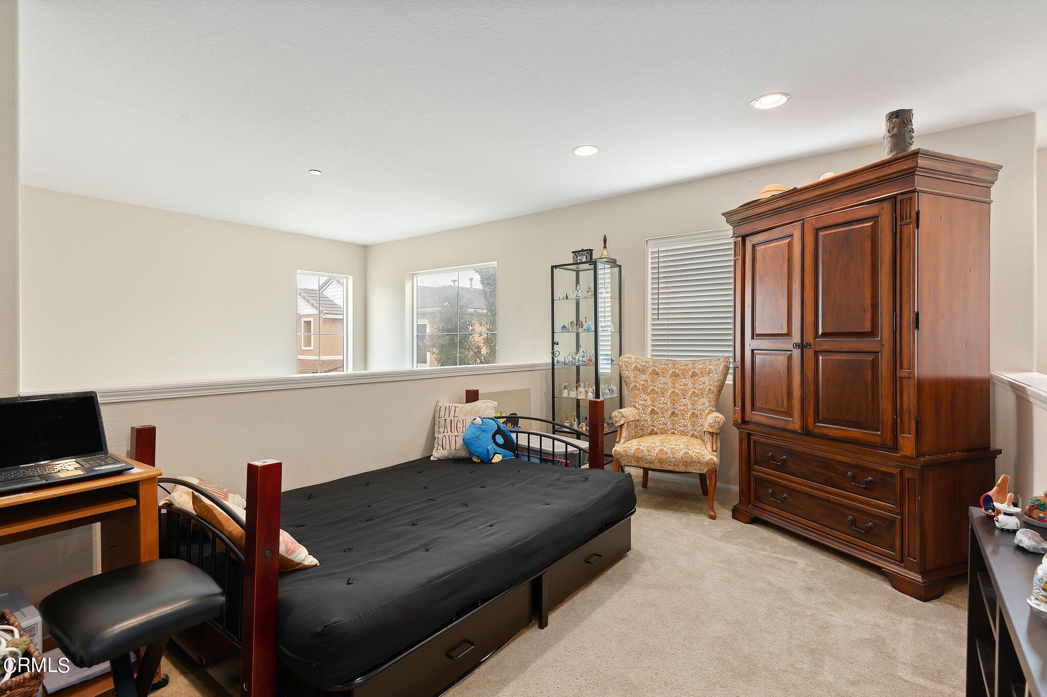 3630 Jolly Roger Way Oxnard, CA 93035 - Photo 16 of 24 a living room with furniture