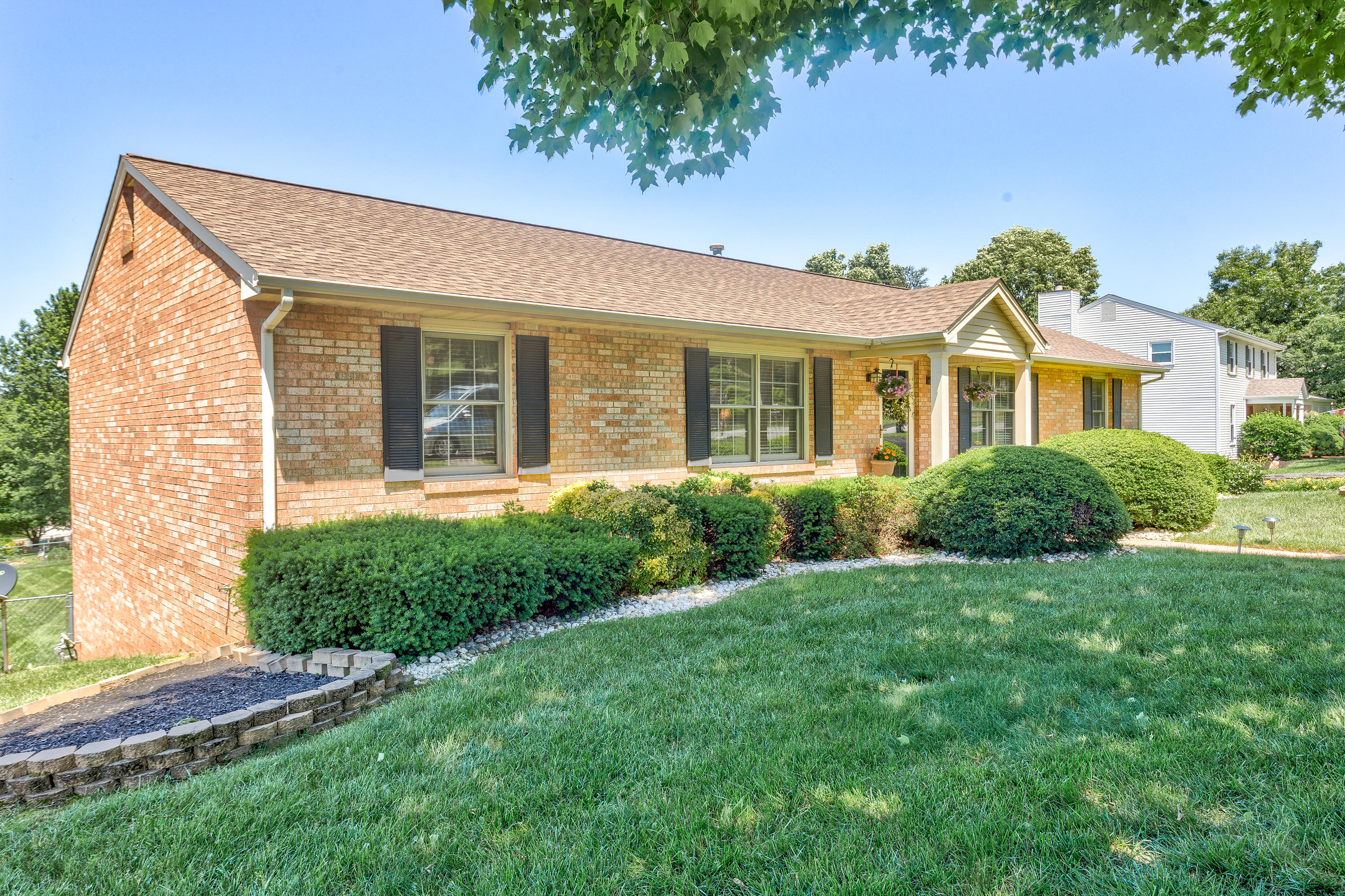 473 Stayman Road Roanoke, VA 24019 - Photo 2 of 36 IMG_6_11