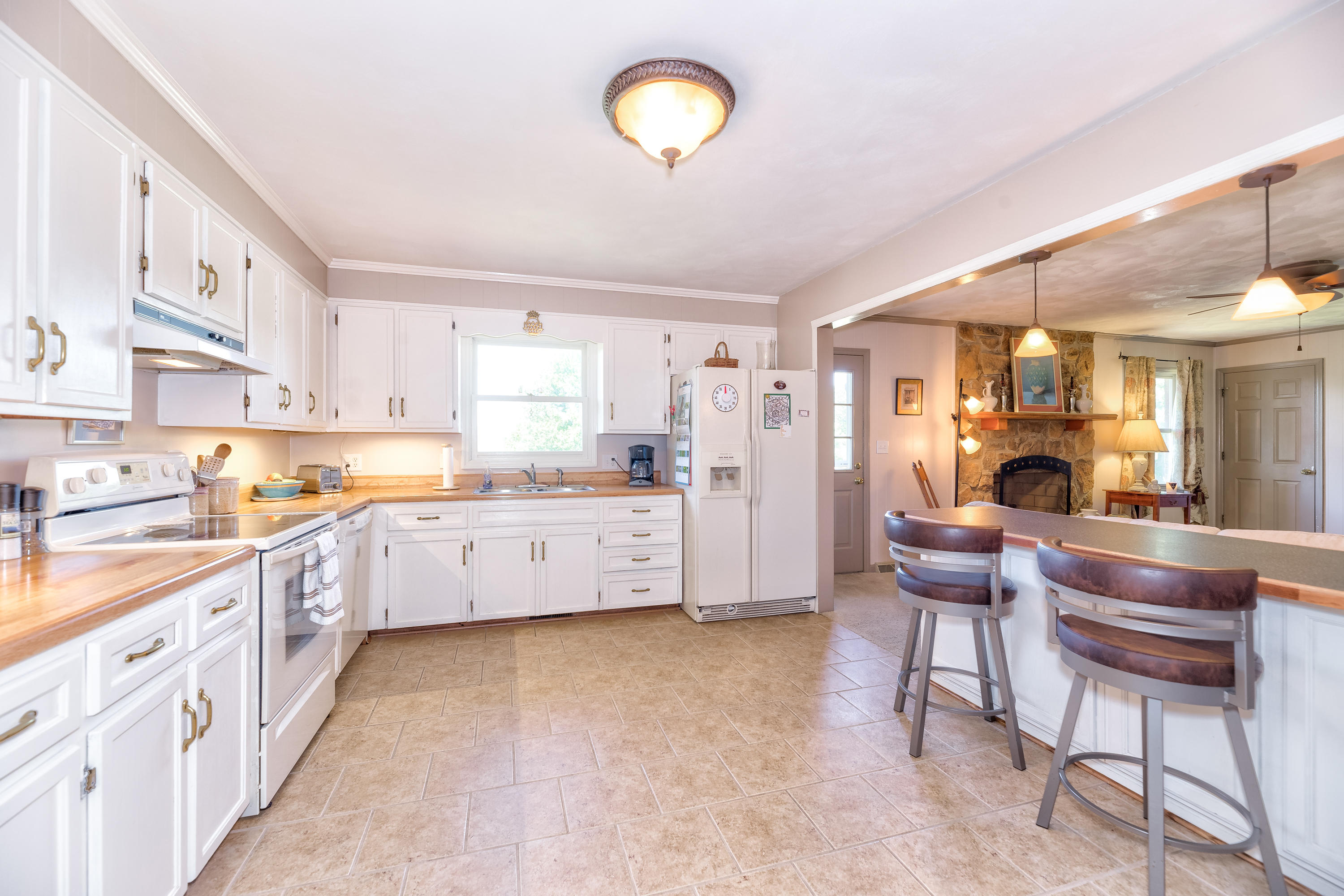473 Stayman Road Roanoke, VA 24019 - Photo 18 of 36 kitchen