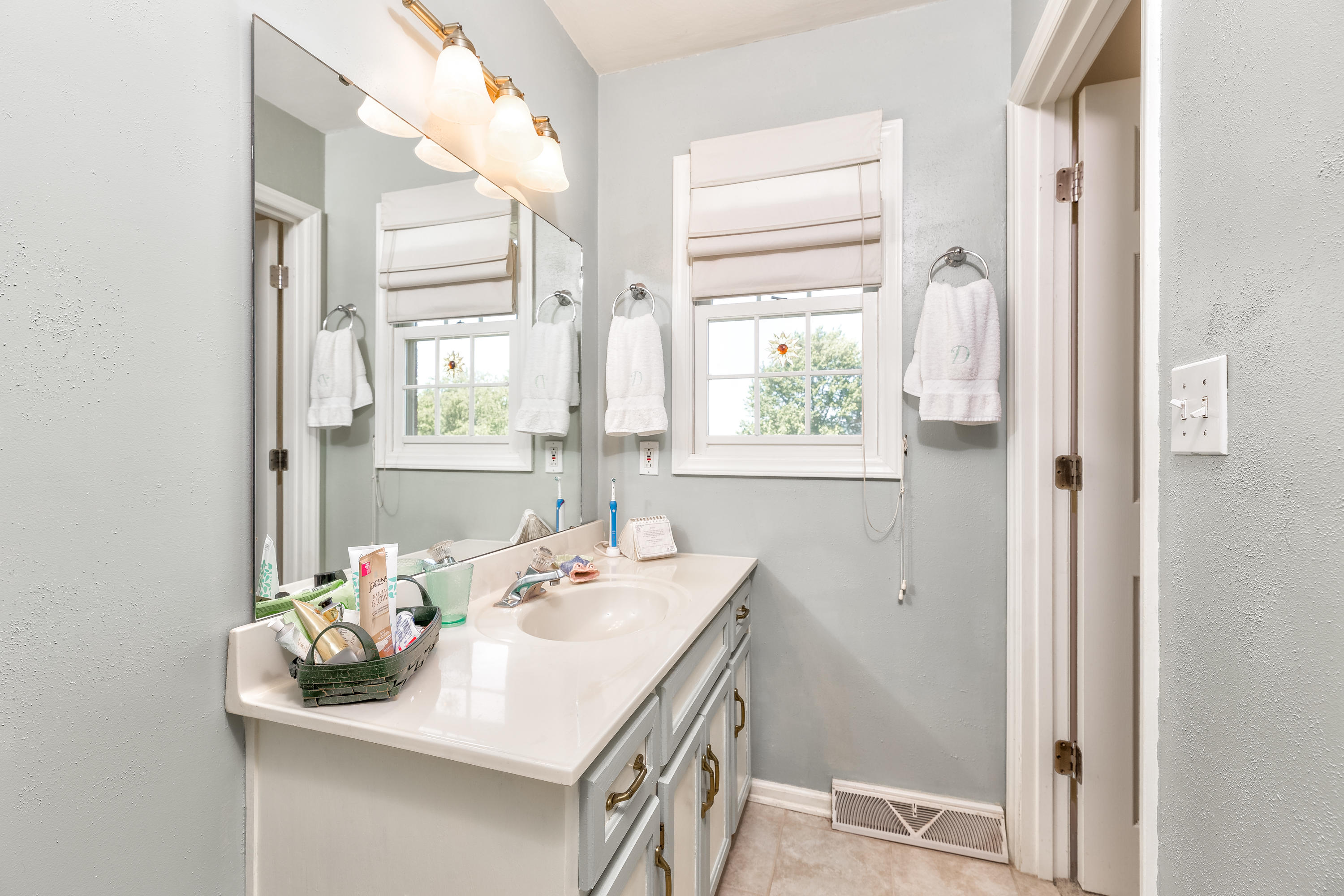 473 Stayman Road Roanoke, VA 24019 - Photo 25 of 36 master bath