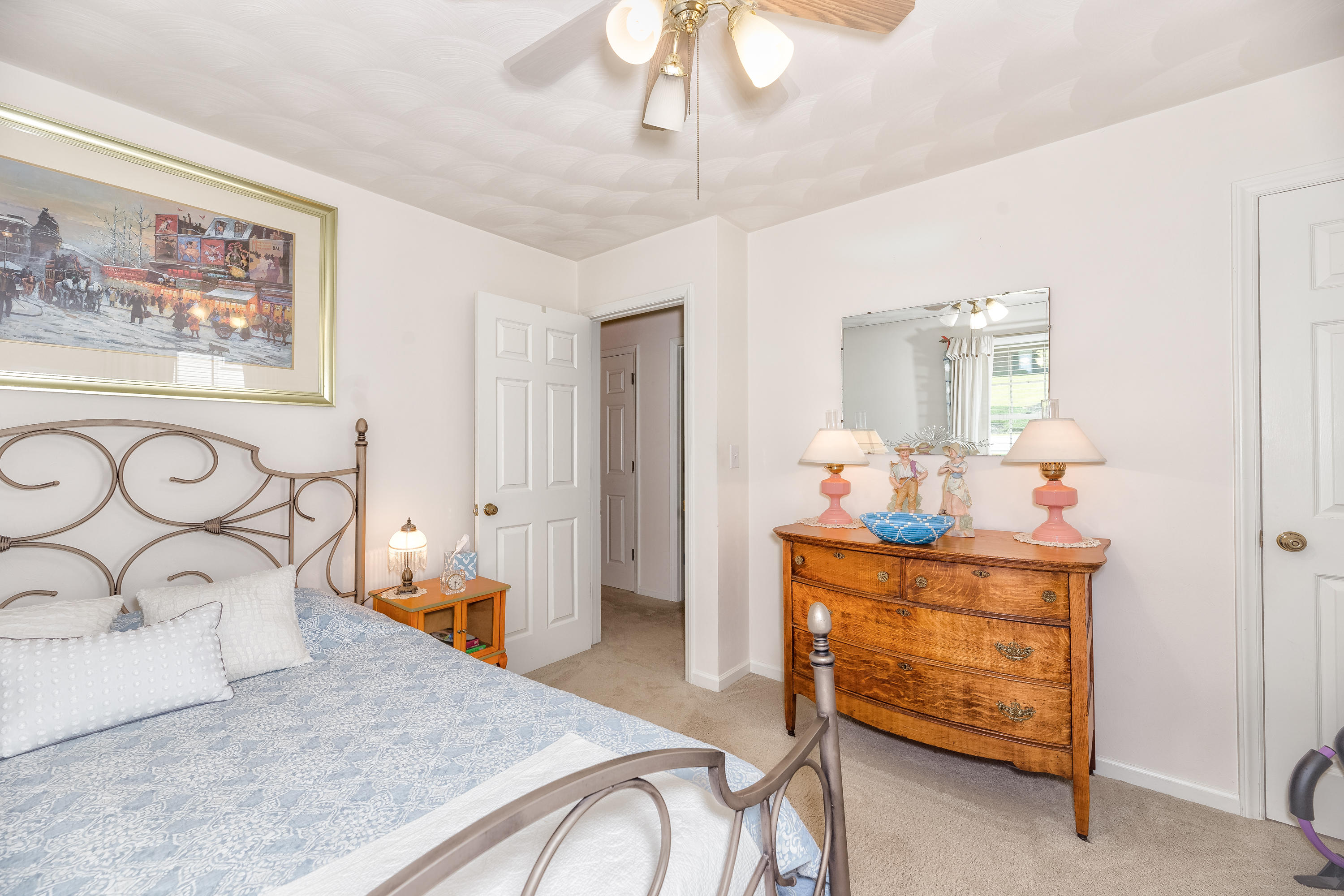 473 Stayman Road Roanoke, VA 24019 - Photo 26 of 36 2nd bedroom