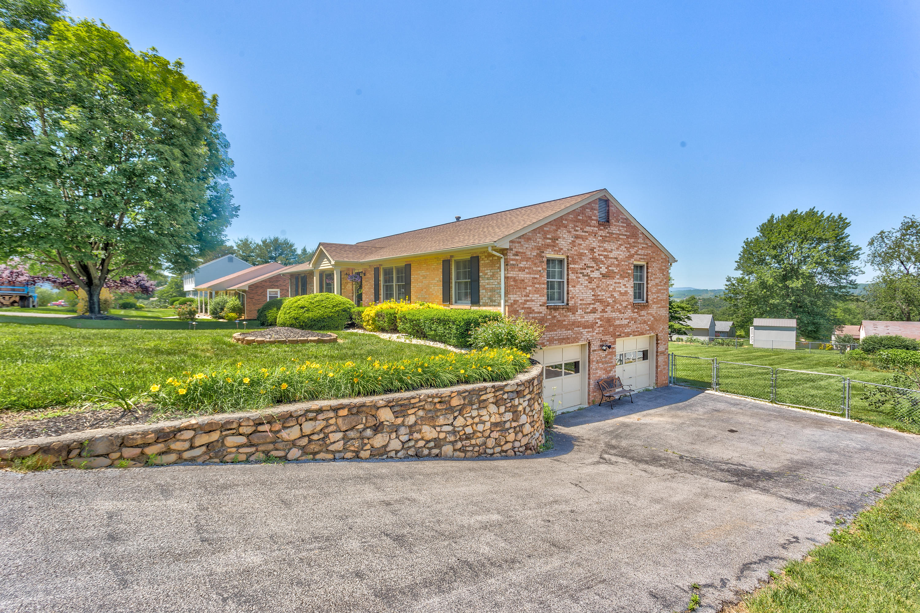 473 Stayman Road Roanoke, VA 24019 - Photo 5 of 36 IMG_6_4
