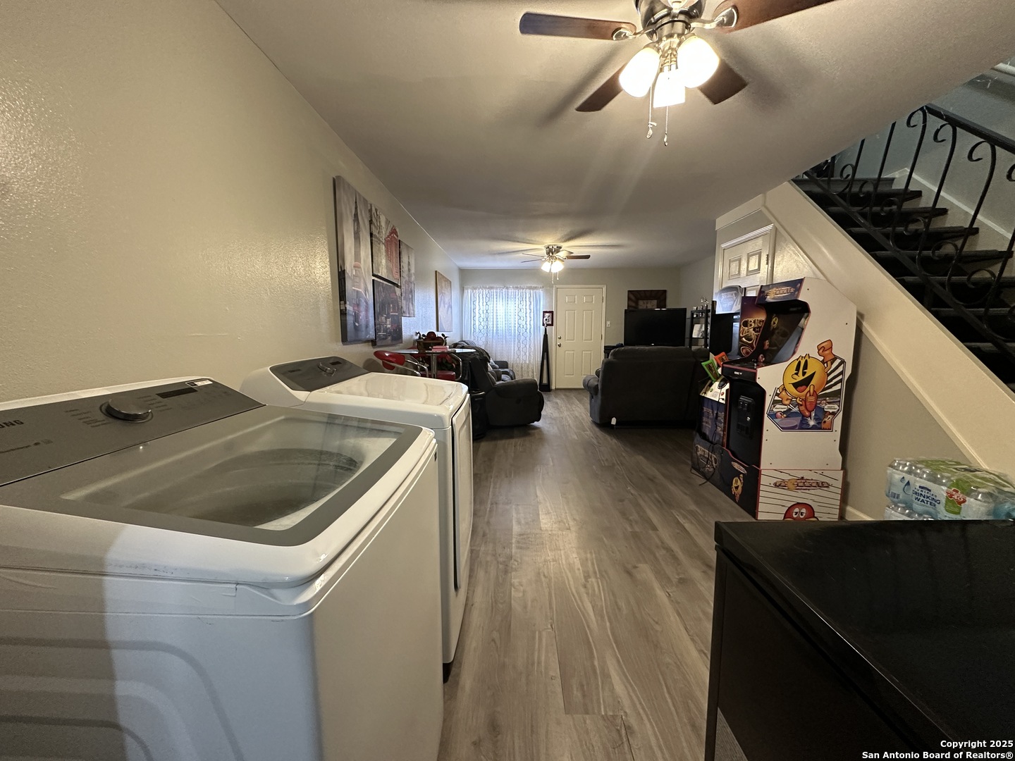 911 Vance Jackson Road, Unit Y San Antonio, TX 78201 - Photo 10 of 40 a kitchen with a sink appliances and cabinets