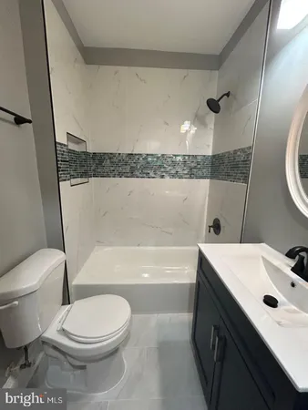 $1,950 | 1141 Owen Place Northeast, Unit 1, Washington, DC 20002