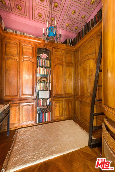 17520 Revello Drive Pacific Palisades, CA 90272 - Photo 16 of 51 a view of an empty room