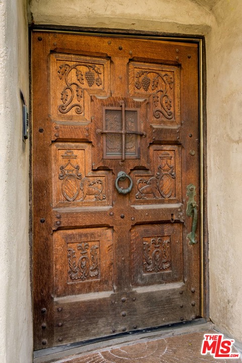 17520 Revello Drive Pacific Palisades, CA 90272 - Photo 9 of 51 a view of a door