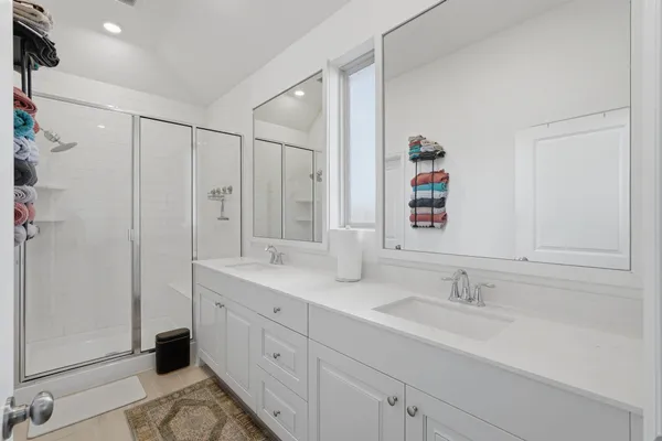 $2,400 | 4910 Shore Arbor Lane, Katy, TX 77493