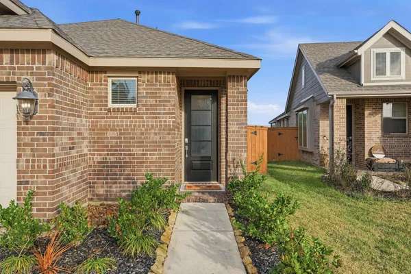 $2,400 | 4910 Shore Arbor Lane, Katy, TX 77493