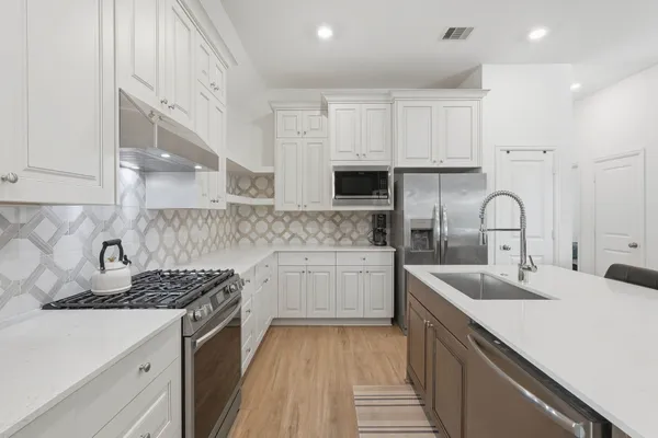 $2,400 | 4910 Shore Arbor Lane, Katy, TX 77493