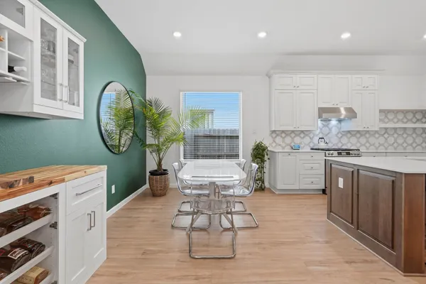 $2,400 | 4910 Shore Arbor Lane, Katy, TX 77493