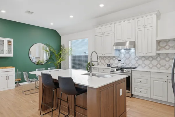 $2,400 | 4910 Shore Arbor Lane, Katy, TX 77493