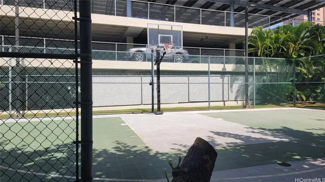 $585,000 | 990 Ala Nanala Street, Unit 22B, Honolulu, HI 96818