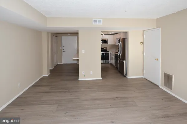 $2,000 | 7621 Provincial Drive, Unit 210, McLean, VA 22102