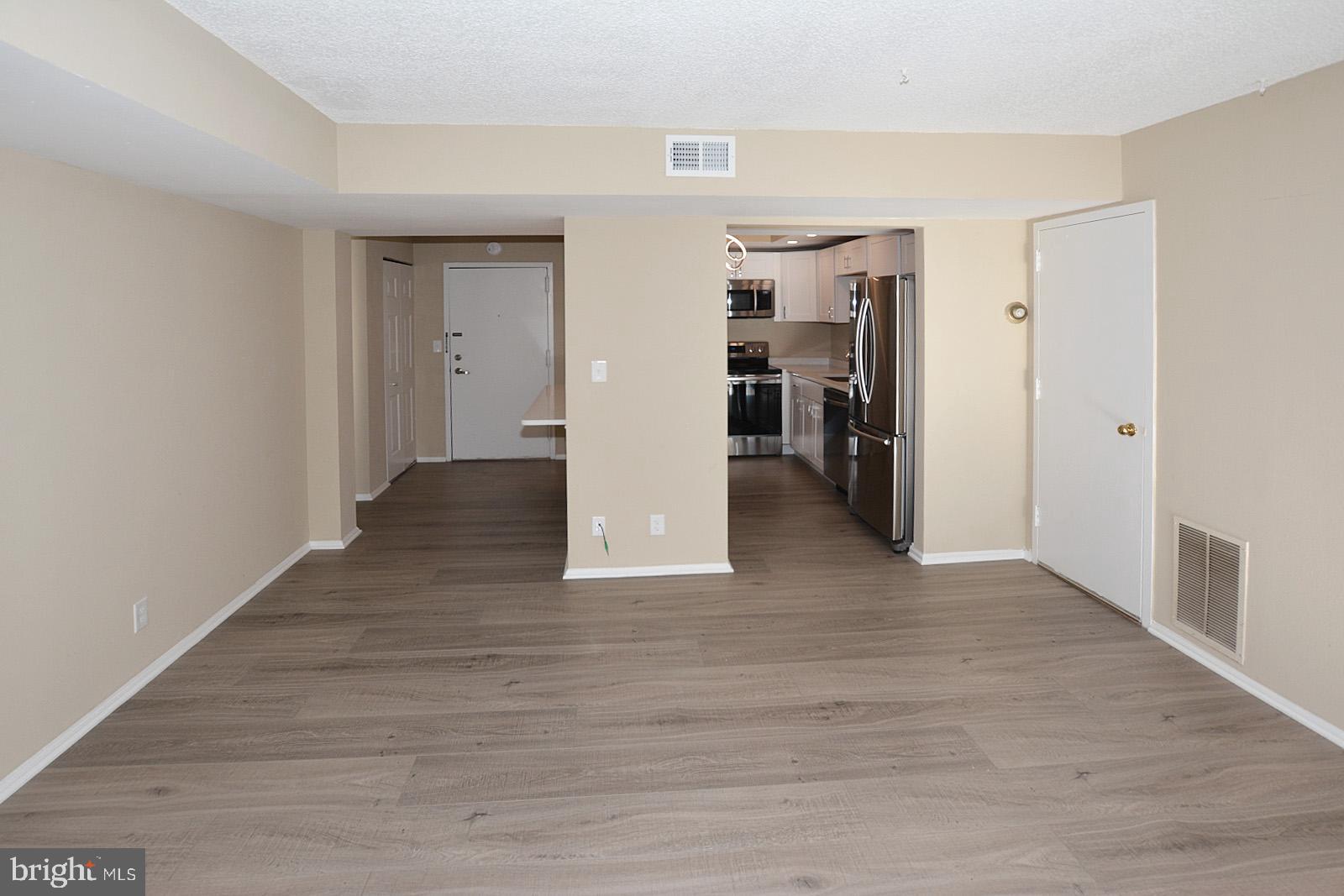 7621 Provincial Drive, Unit 210 McLean, VA 22102 - Photo 21 of 21 Open Floorplan