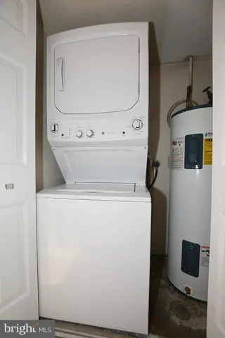 $2,000 | 7621 Provincial Drive, Unit 210, McLean, VA 22102