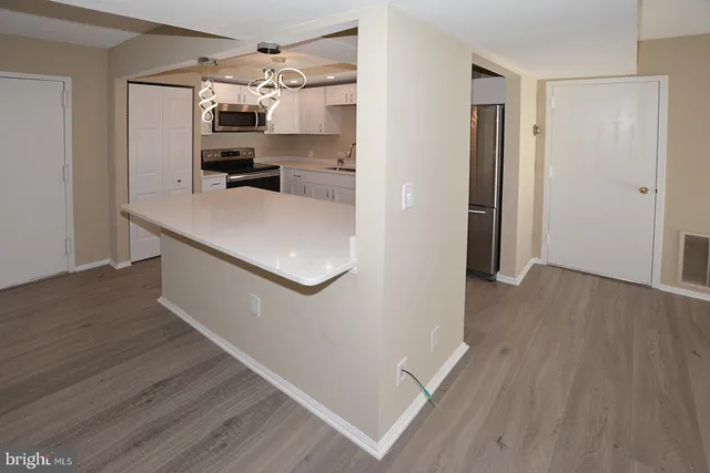 $2,000 | 7621 Provincial Drive, Unit 210, McLean, VA 22102