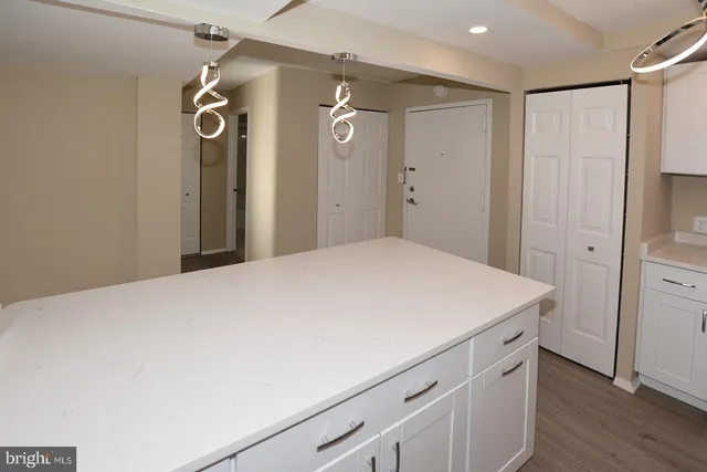 $2,000 | 7621 Provincial Drive, Unit 210, McLean, VA 22102