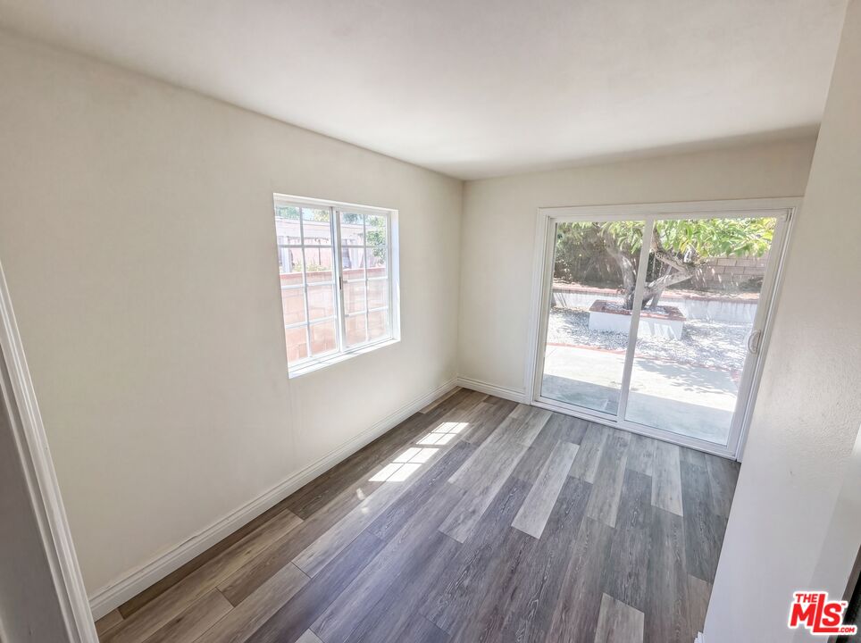 1007 East Citrus Edge Street Azusa, CA 91702 - Photo 15 of 33