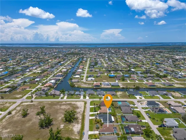 $2,400 | 1909 Southwest 28th Street, Cape Coral, FL 33914
