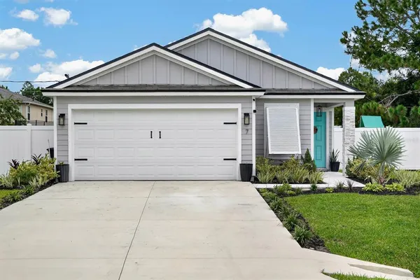 $335,000 | 7 Biltmore Place, Palm Coast, FL 32137