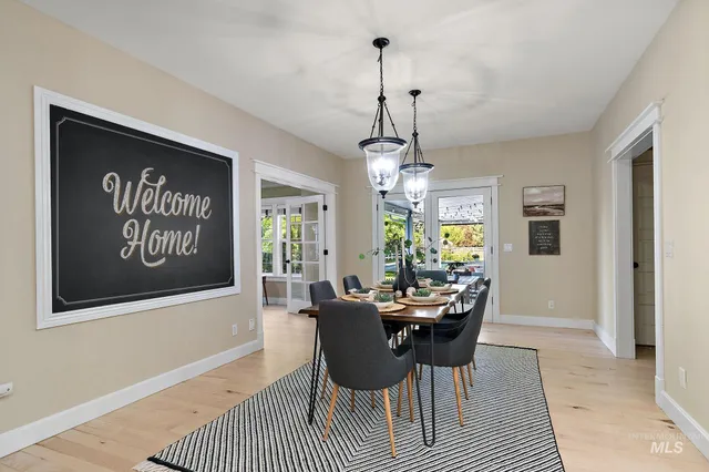 $1,799,990 | 515 North Sierra View Way, Eagle, ID 83616