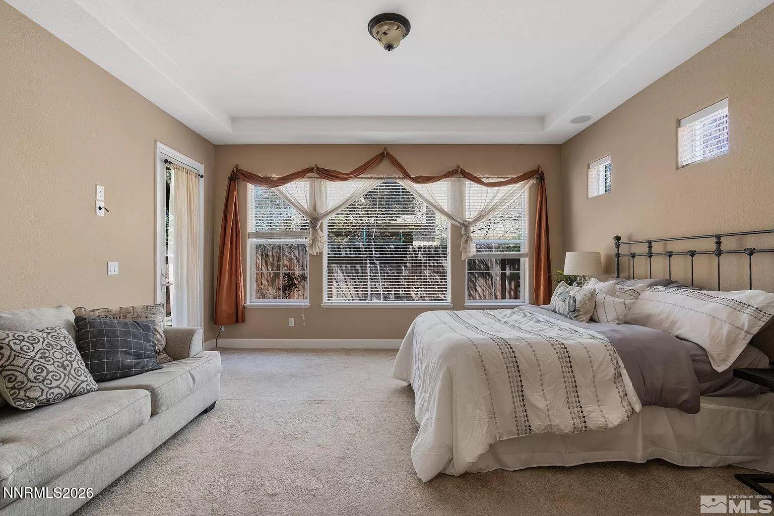 10885 Pentwater Drive Reno, NV 89521 - Photo 23 of 64 10885 Pentwater Pic Master Bedroom 2