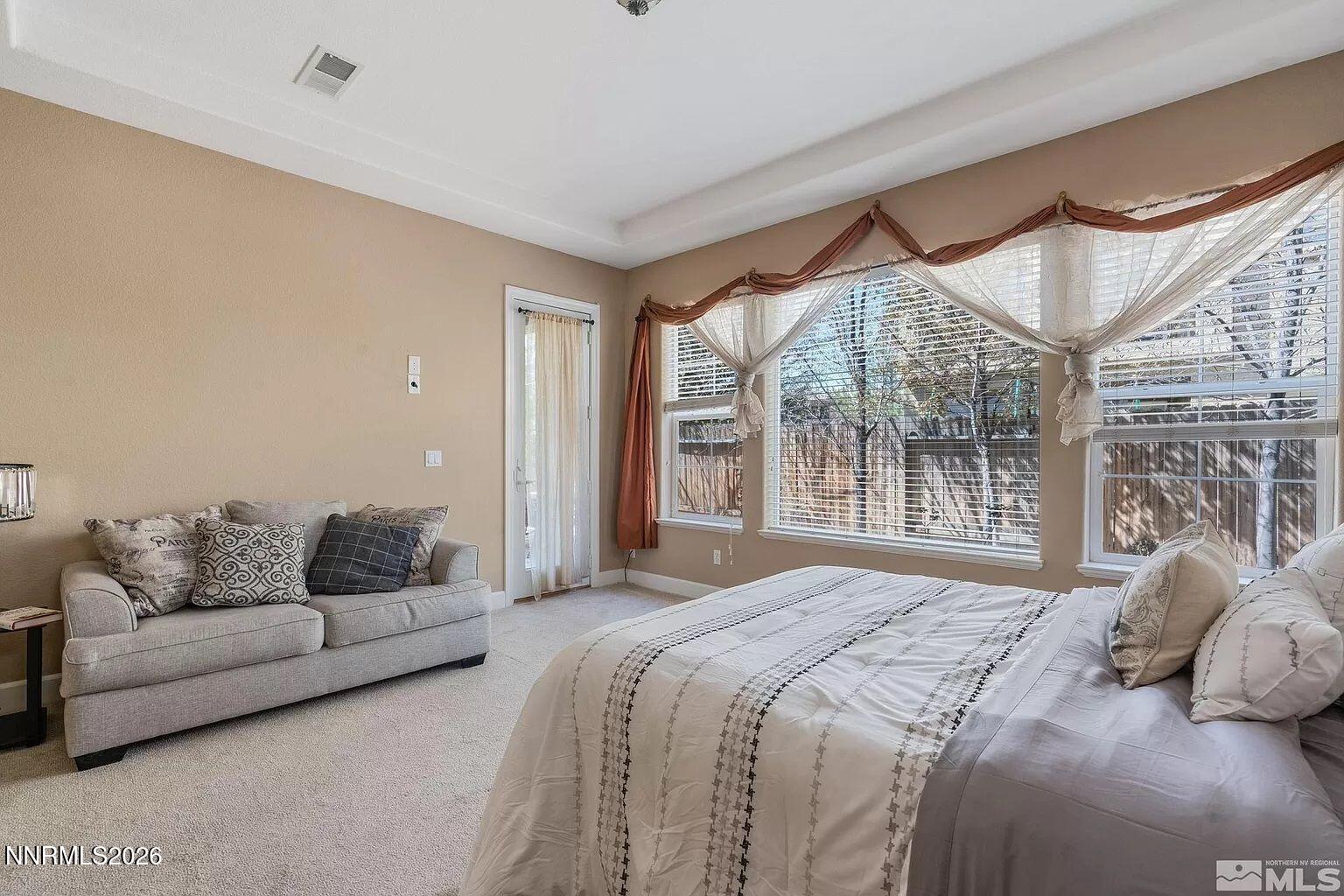 10885 Pentwater Drive Reno, NV 89521 - Photo 26 of 64 10885 Pentwater Pic Master Bedroom