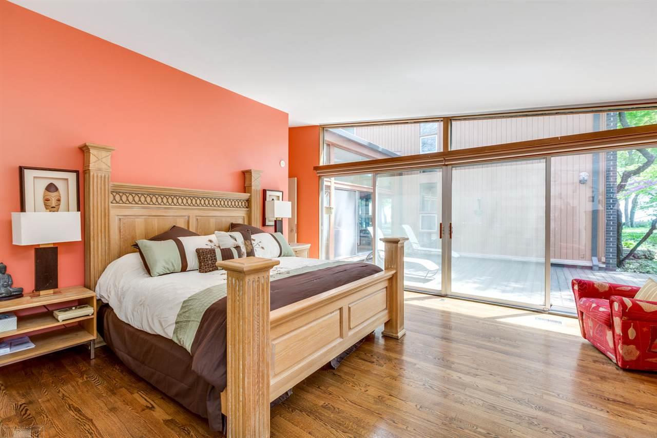 735 Lake Shore Road Grosse Pointe, MI 48236 - Photo 41 of 98 31344112-40.JPG