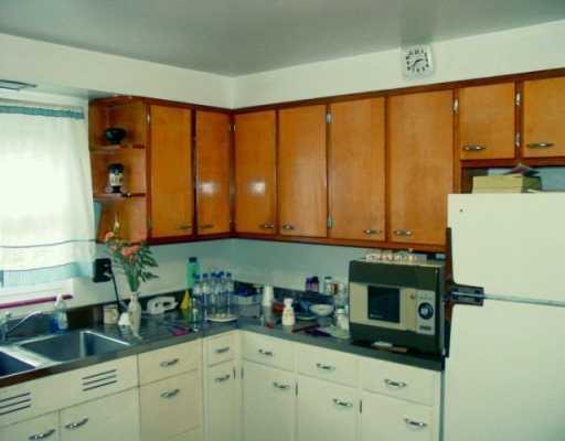 720 Naysmith Road North Versailles, PA 15137 - Photo 5 of 8 Kitchen.
