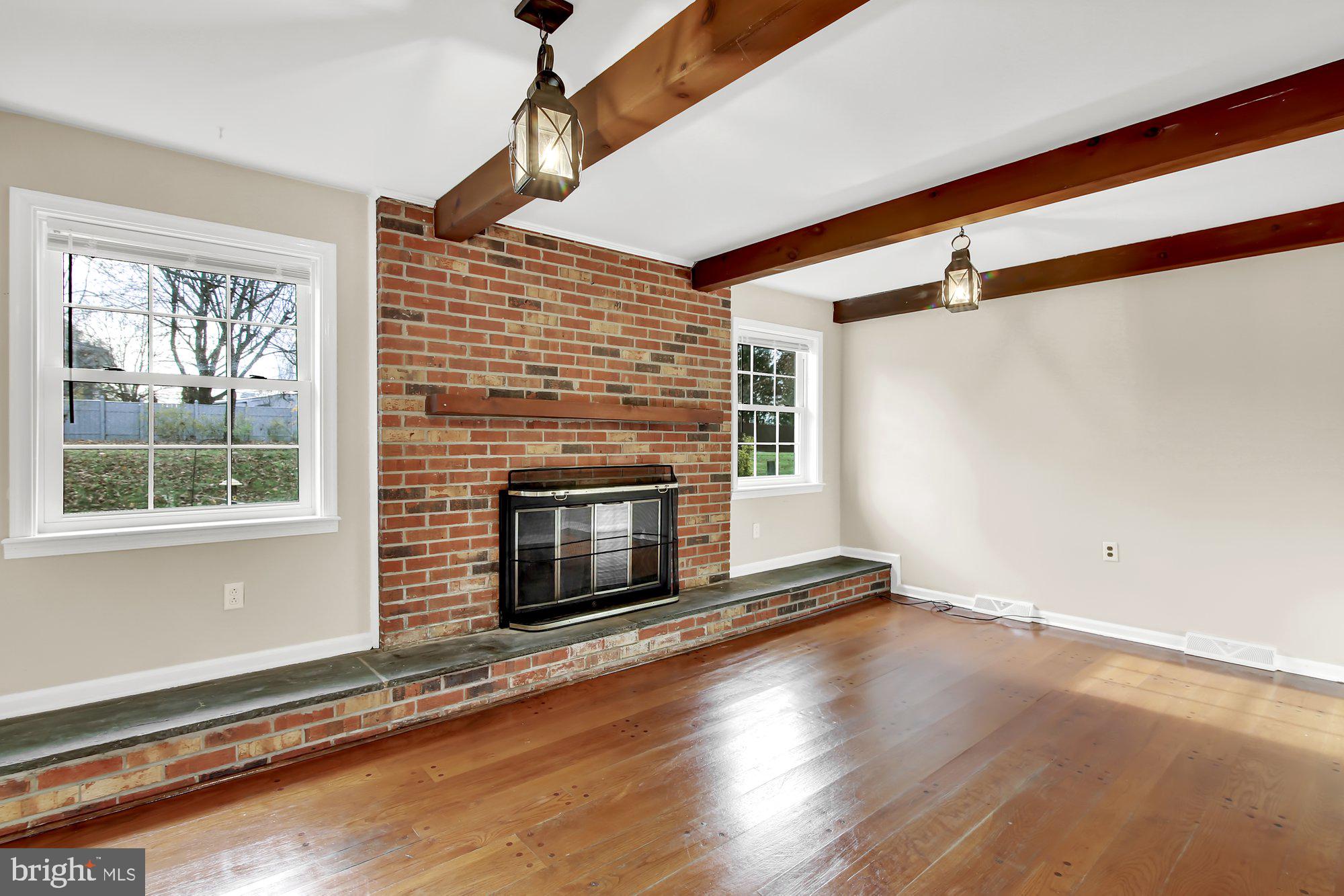 16 Higgins Road Newark, DE 19711 - Photo 7 of 27 Family Room