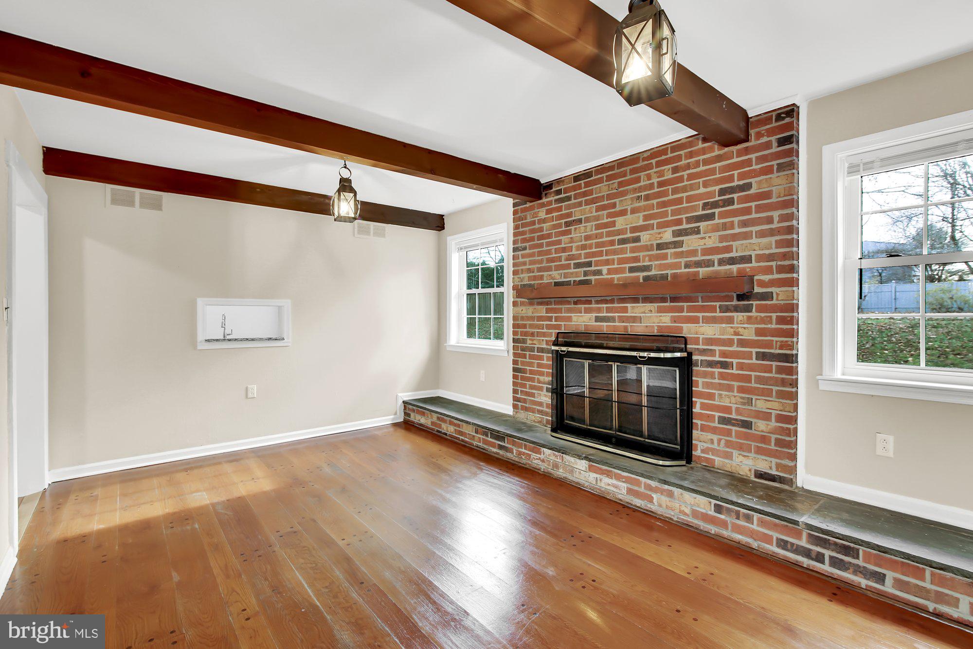 16 Higgins Road Newark, DE 19711 - Photo 8 of 27 Family Room
