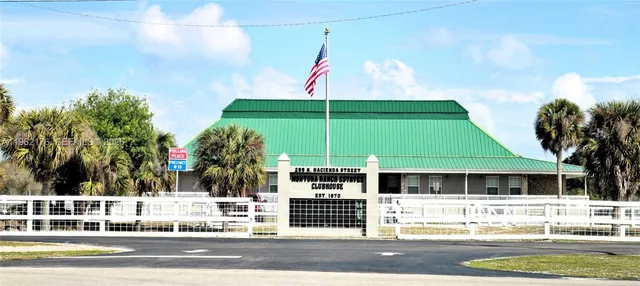 $49,900 | 665 South Palm Street, Clewiston, FL 33440