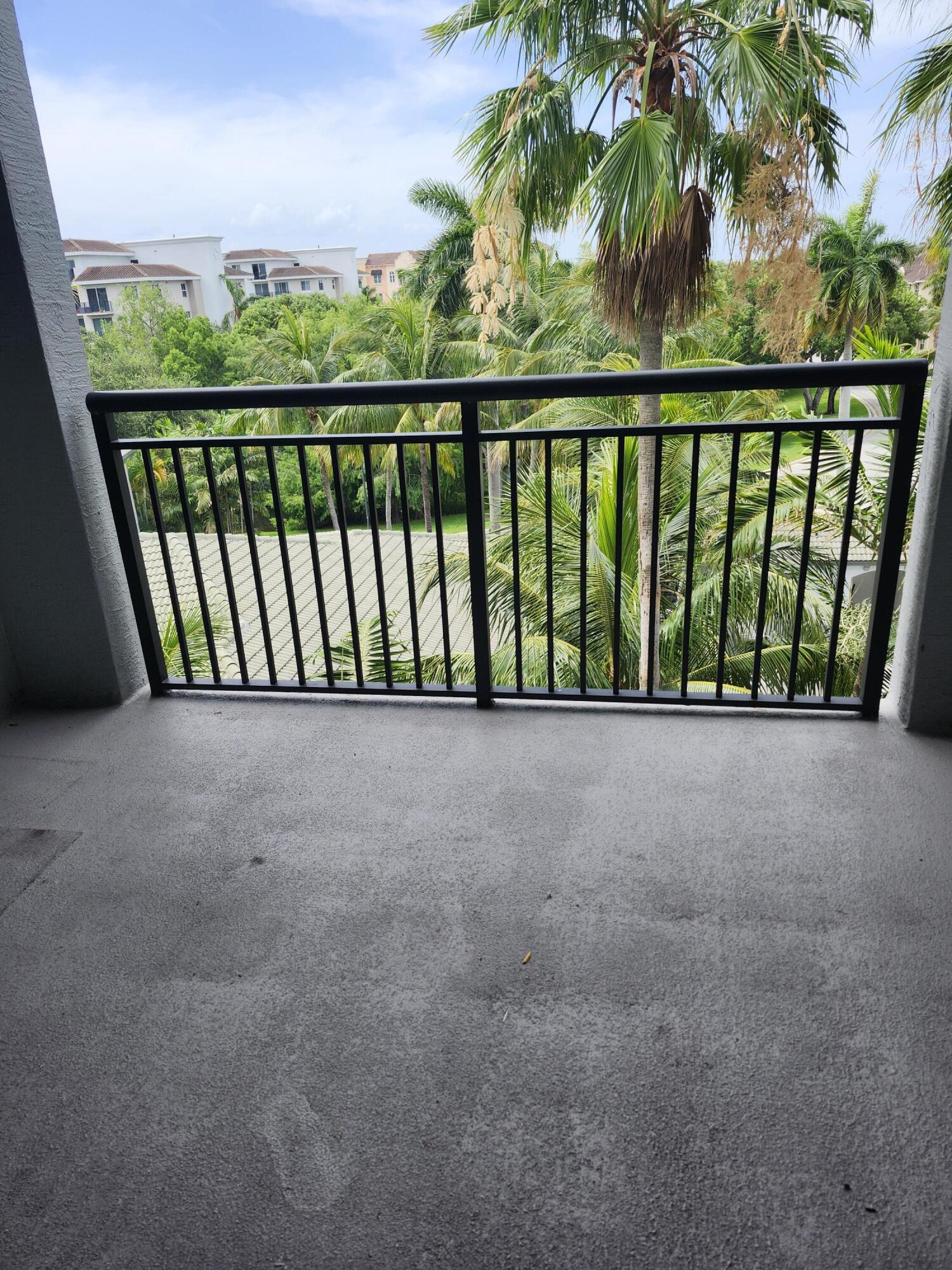 1660 Renaissance Commons Boulevard, Unit 2504 Boynton Beach, FL 33426 - Photo 12 of 13 20260618_152850