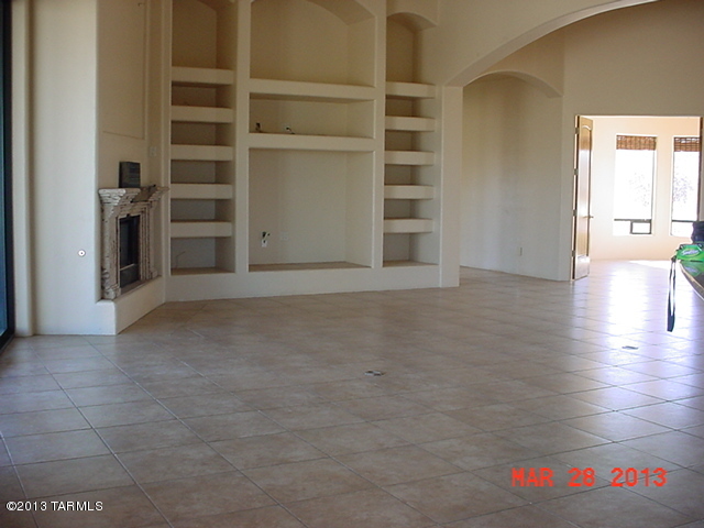 8240 South Long Bar Ranch Place Vail, AZ 85641 - Photo 3 of 22