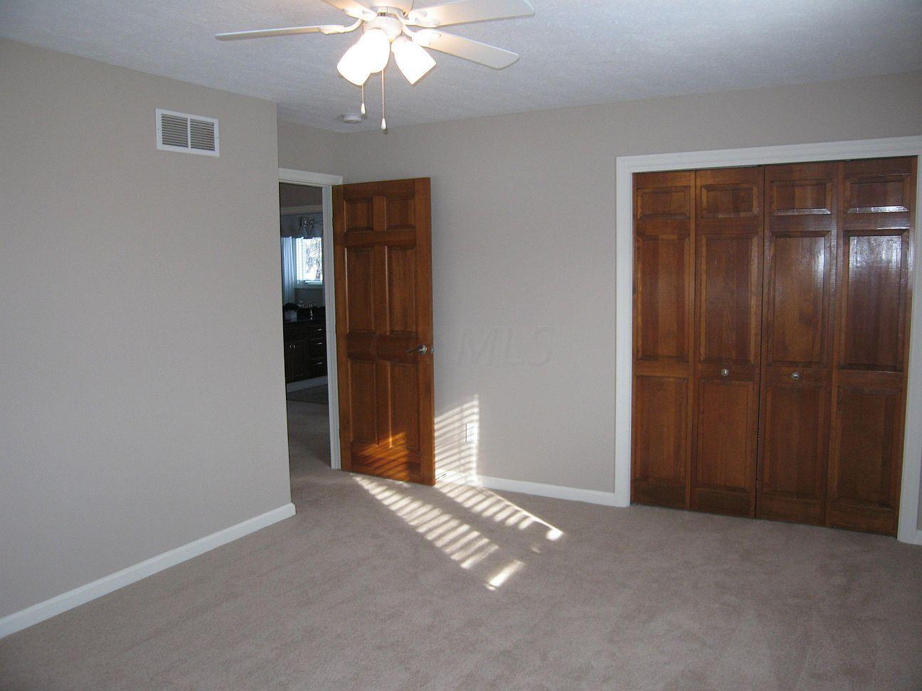 1608 Barrington Road Columbus, OH 43221 - Photo 19 of 27